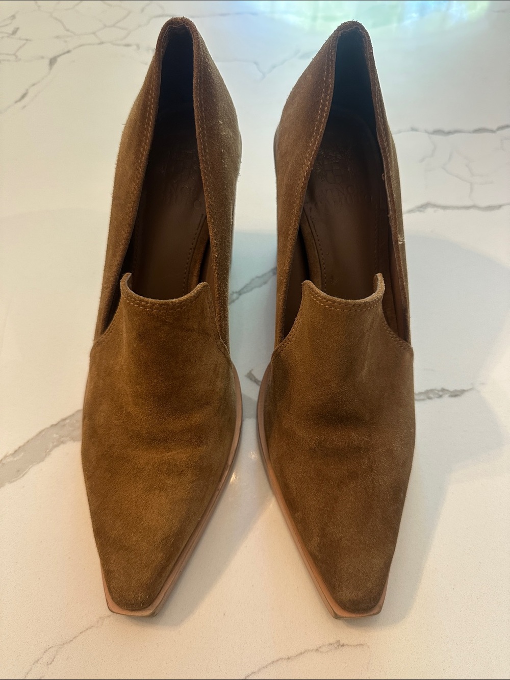 Vince Camuto Heavenly Olive Suede Block Heel Pumps Size 8M